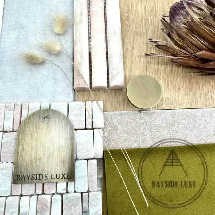 Cabinet Knobs & Handles 32 x 20mm / Antique Brass / Antique Brass Bayside Luxe - Elwood Modern Antique Brass Knobs