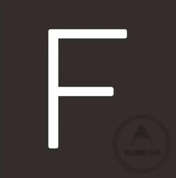 10 cm / F