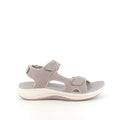 Clarks Cloudsteppers sandal i grå – stödjande komfort för vardagen