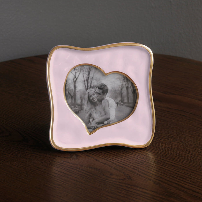 Beatriz Ball Frame Encanto Curved Heart 5 x 5 — Single frame on a wooden surface