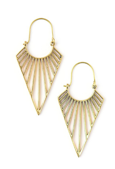 Fair Anita: Geometric Triangle Hoops