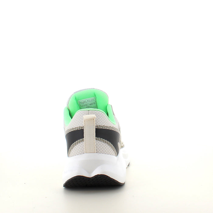 Lätta sneakers med valvstöd och stötdämpning
