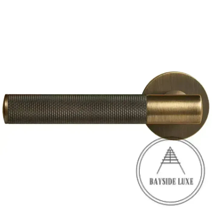 Door Handle Luxe Doorware - Elizabeth Bay Door Lever Passage Set - Antique Brass