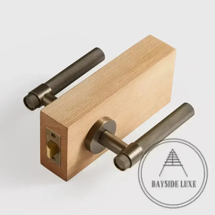 Door Handle Luxe Doorware - Port Melbourne Door Lever Passage Set - Antique Brass