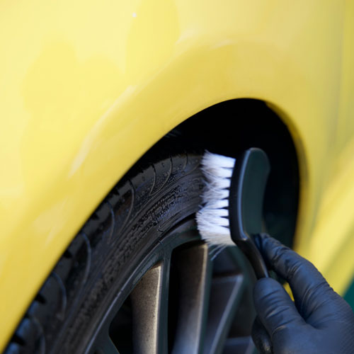 Maniac Wheel & Tyre Cleaner 1L & 5L