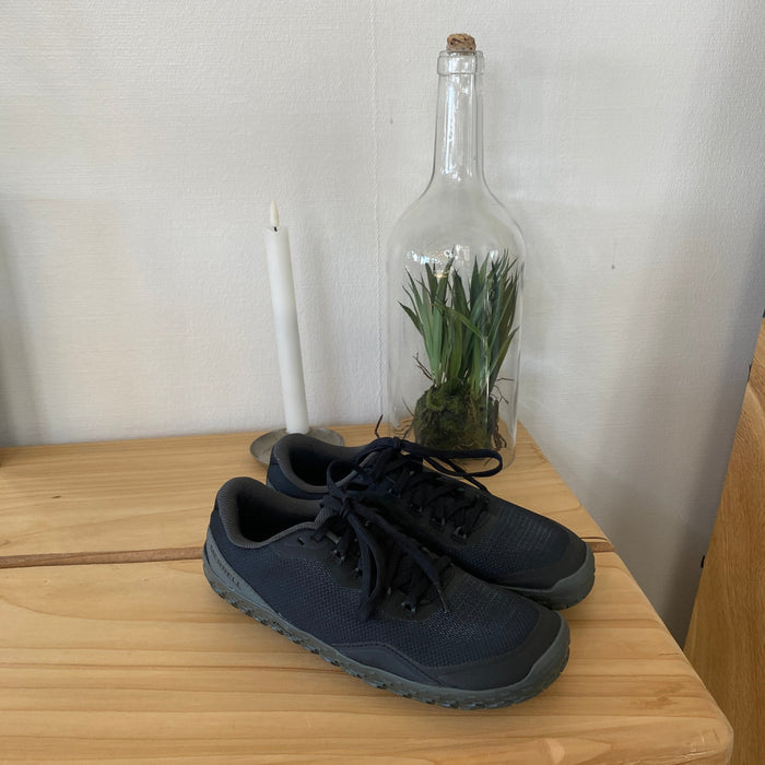 Merrell svarta barfotaskor med maximal flexibilitet
