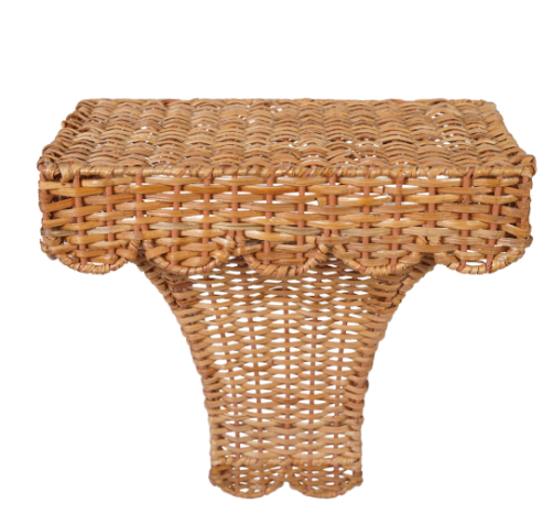 Natural Scalloped Wicker Bracket