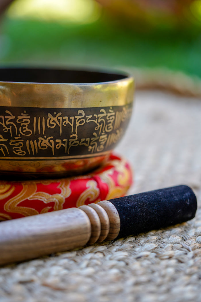 OM Singing Bowl - Lucky Thanka