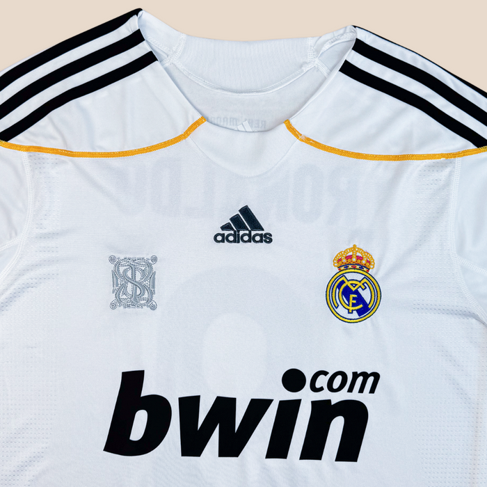 Real Madrid 2009/10 Local