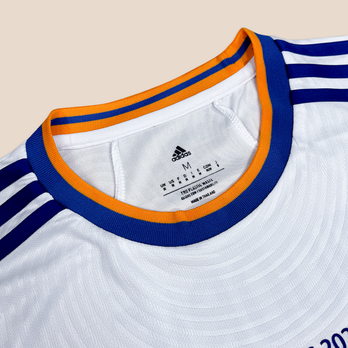 Real Madrid 2021/22 Local