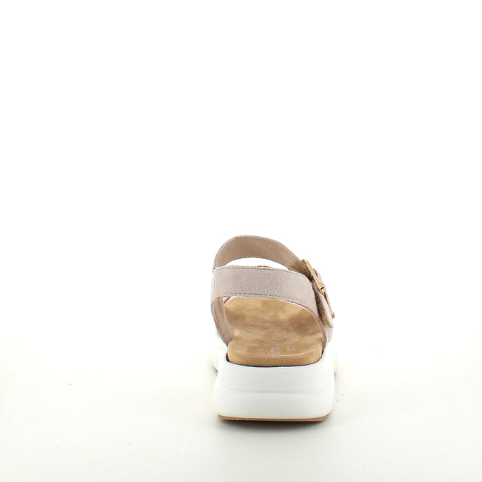 Remonte sandal i beige med vit sula – komfort och flexibilitet