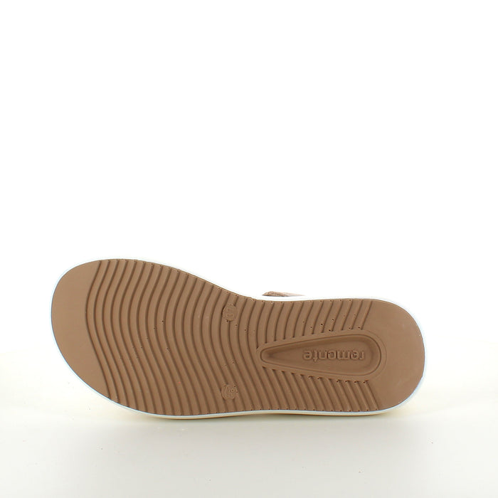 Remonte sandal i beige med vit sula – komfort och flexibilitet