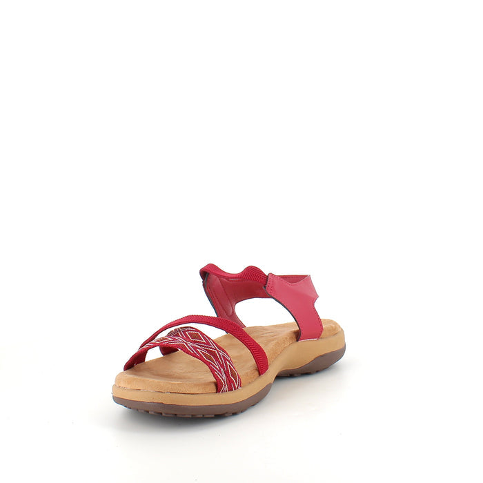 Röd sandal med elastiska remmar och kardborre – feminin och flexibel