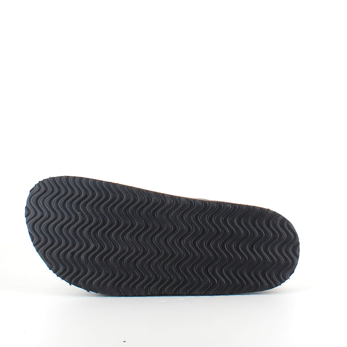 Slip-on biosandal i svart – stabil komfort för vardagen