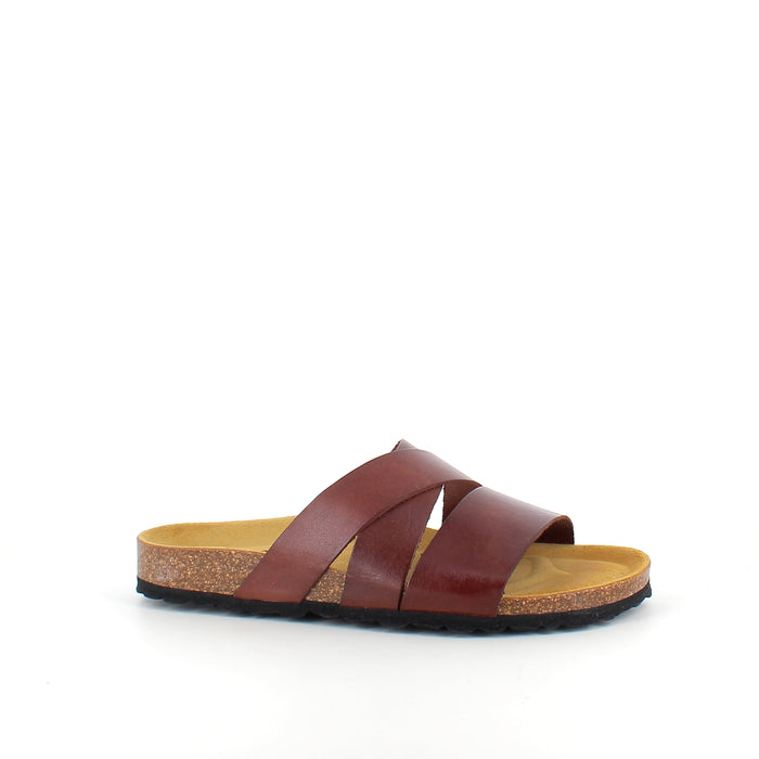 Slip-on sandal i brunt slätt läder med korsremmar – komfort och stöd