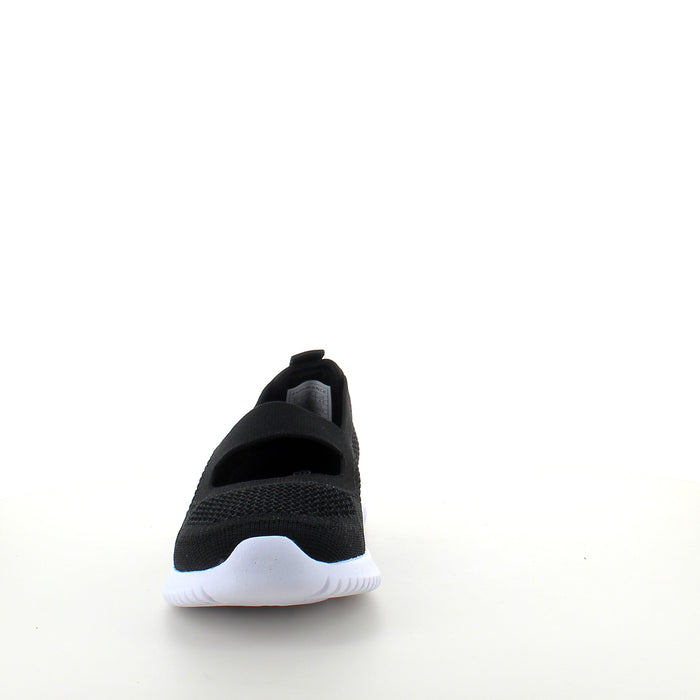 Svart slip-on-ballerina från Endurance med flexibel komfort