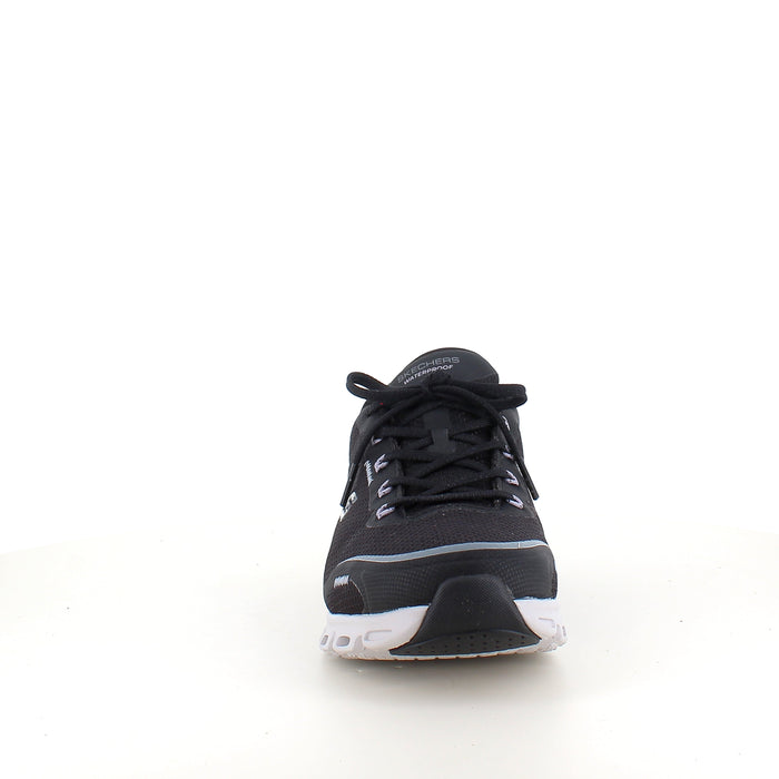 Svarta Skechers Glide-Step – vattentäta skor med smidig Slip-ins-passform