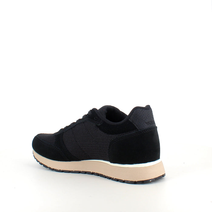 Woden Ydun Icon II – svart sneaker med lätt och bekväm komfort