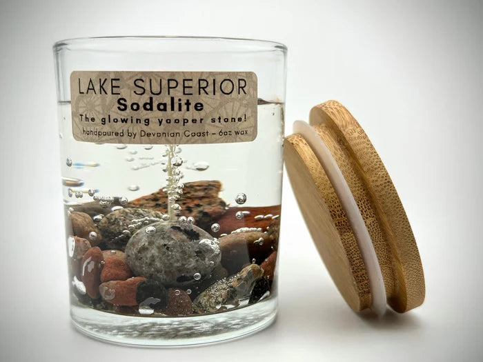 "Yoopelite" Sodalite Gel Candle — Devonian Coast, view 4