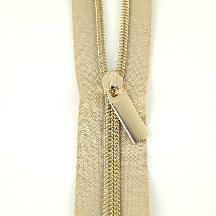 Zipper Beige/Gold 9 Pulls/3yds